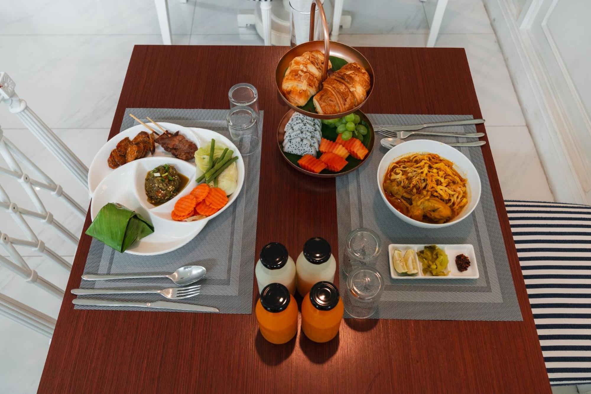 Merchant Villa- Sha Extra Plus Chiang Mai Buitenkant foto